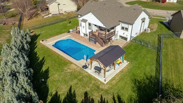 2423 N Spring Hollow, Wichita, KS 67228