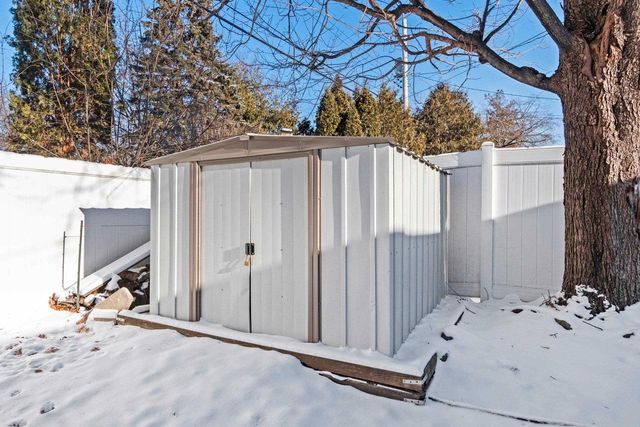 155 CUSTER COURT, Green Bay, WI 54301