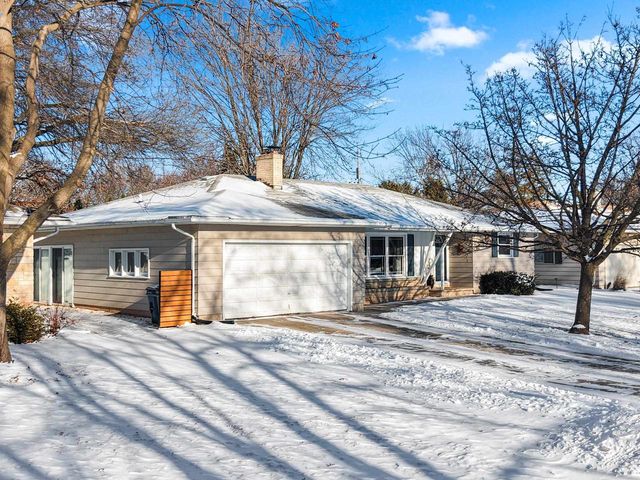 155 CUSTER COURT, Green Bay, WI 54301