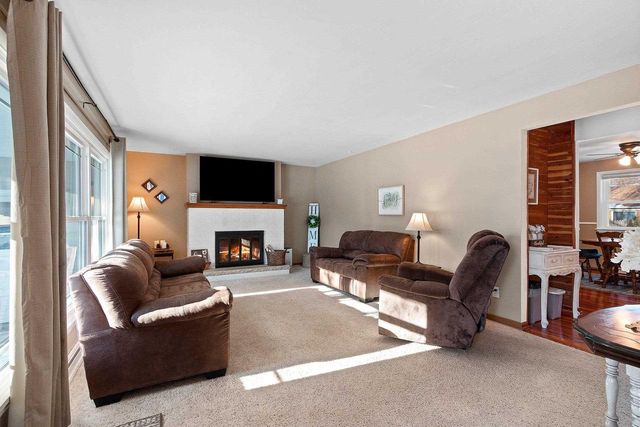 155 CUSTER COURT, Green Bay, WI 54301