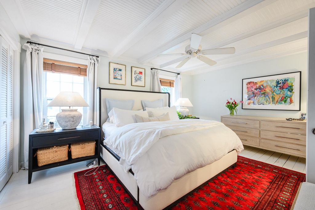 Image 17 of property listing at 1160 Parkway Drive, Mount Pleasant, SC 29464