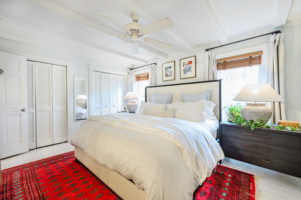 Image 18 of property listing at 1160 Parkway Drive, Mount Pleasant, SC 29464