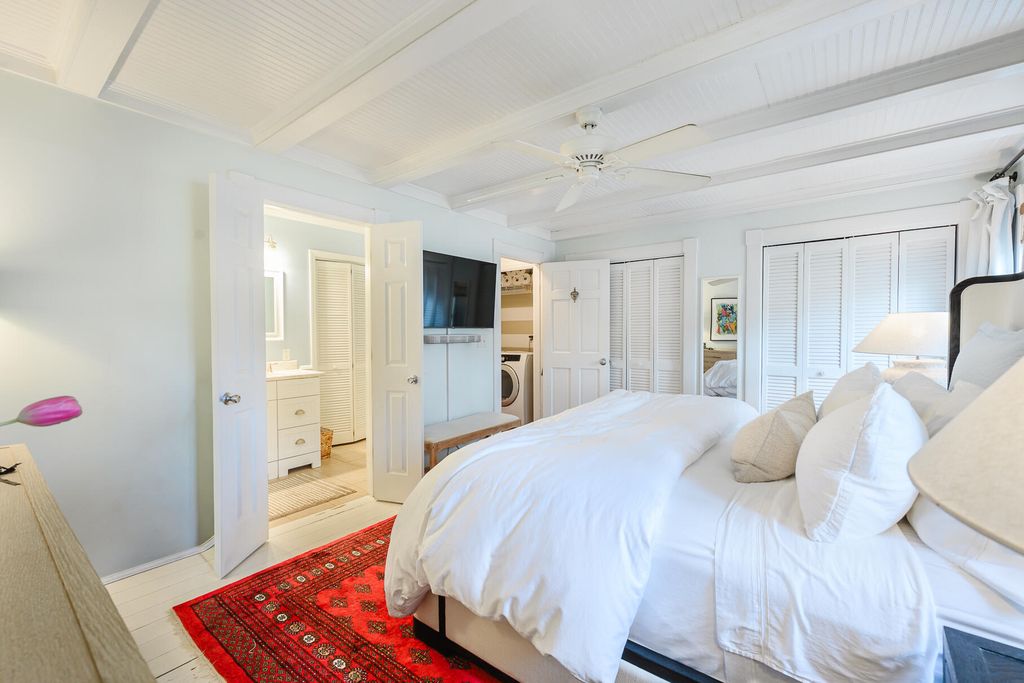 Image 19 of property listing at 1160 Parkway Drive, Mount Pleasant, SC 29464