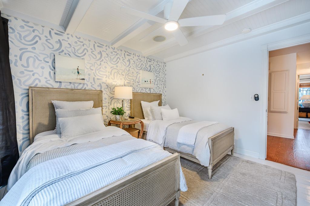 Image 23 of property listing at 1160 Parkway Drive, Mount Pleasant, SC 29464