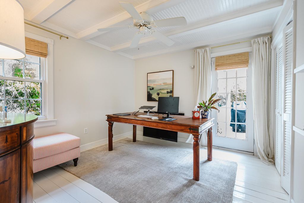 Image 25 of property listing at 1160 Parkway Drive, Mount Pleasant, SC 29464