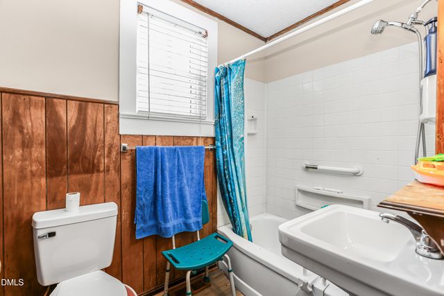 303 N 12th Street, Erwin, NC 28339