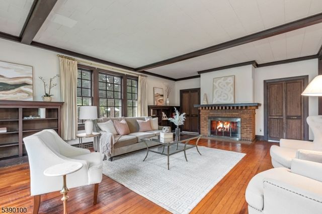 14 E Maple Ave, Bound Brook Boro, NJ 08805