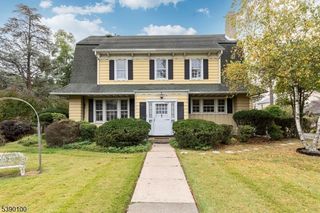 14 E Maple Ave, Bound Brook Boro, NJ 08805