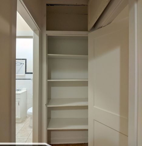 2649 N Spaulding Avenue 1E, Chicago, IL 60647