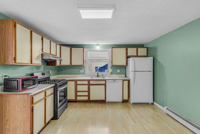 46 Vincent Cir, Worcester, MA 01604