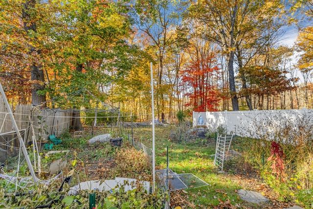 46 Vincent Cir, Worcester, MA 01604