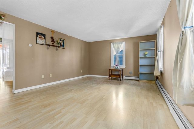 46 Vincent Cir, Worcester, MA 01604