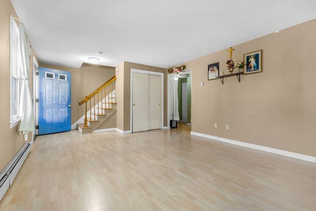 46 Vincent Cir, Worcester, MA 01604