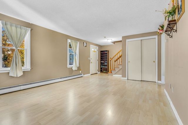 46 Vincent Cir, Worcester, MA 01604