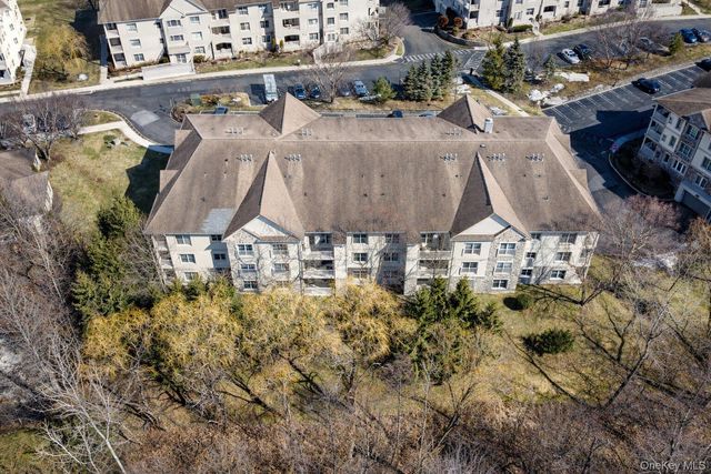 22 N De Baun Avenue 305, Suffern, NY 10901