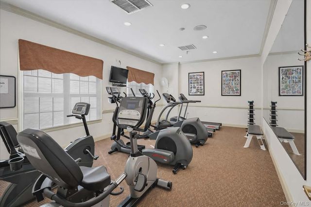 22 N De Baun Avenue 305, Suffern, NY 10901