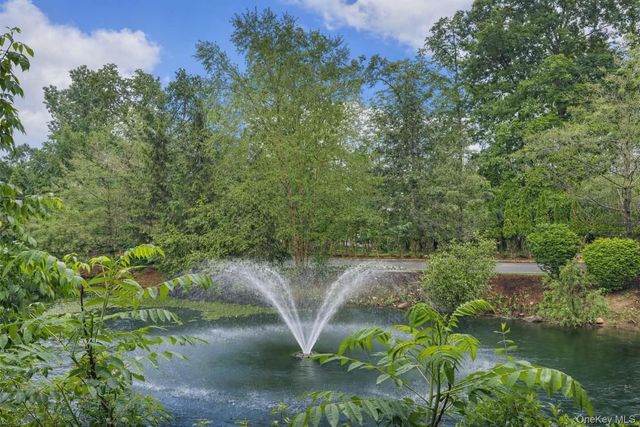 22 N De Baun Avenue 305, Suffern, NY 10901