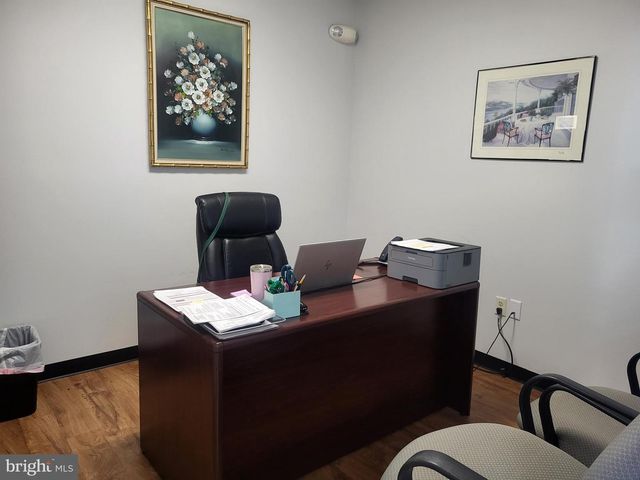 1450 Capitol Trl Ste 111, Newark, DE 19711