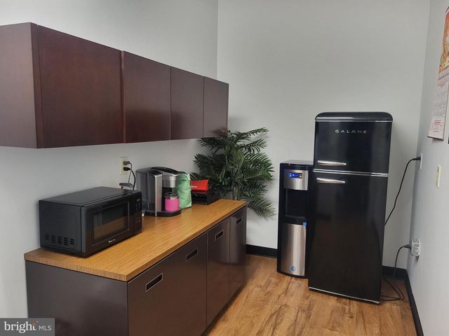 1450 Capitol Trl Ste 111, Newark, DE 19711