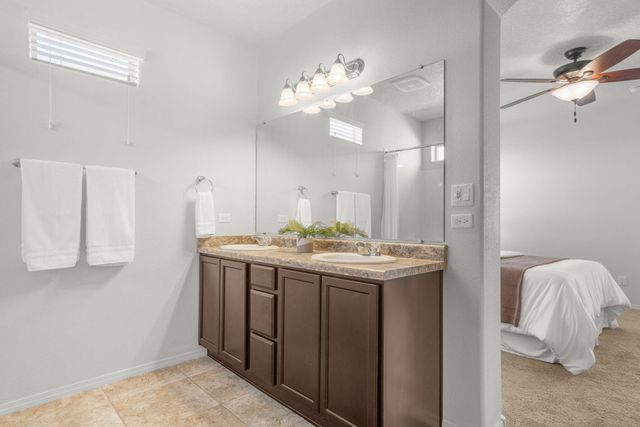 126 Landing Trail NE, Rio Rancho, NM 87124