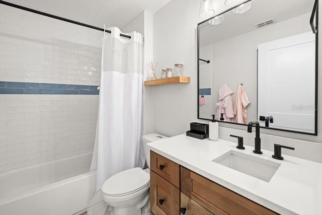 1050 WATERSIDE DRIVE 0, Kissimmee, FL 34747