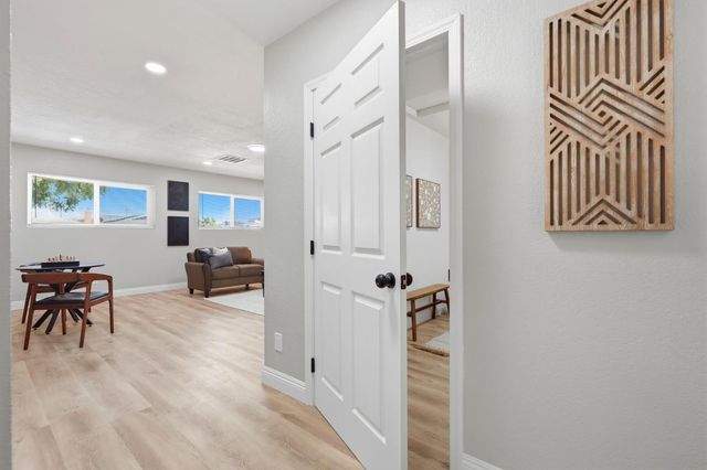 2245 E Lemmon Way, Hanford, CA 93230