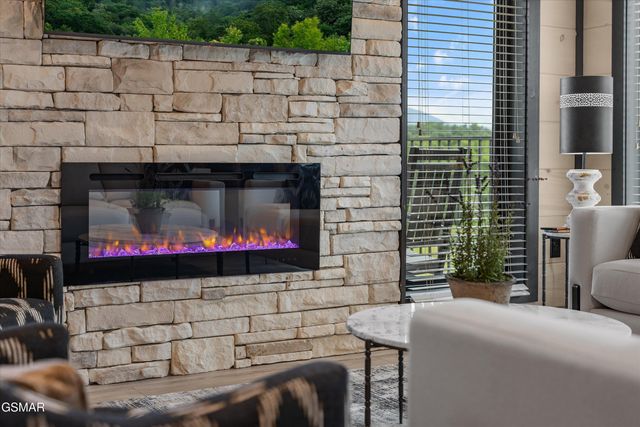 351 Rambling Creek Way, Sevierville, TN 37862