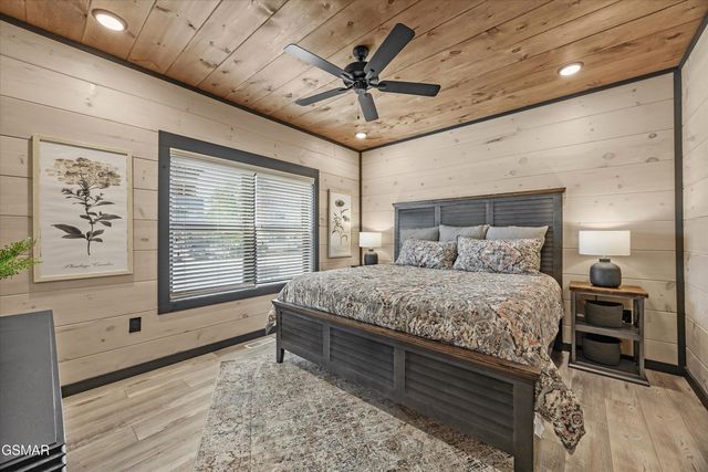 351 Rambling Creek Way, Sevierville, TN 37862