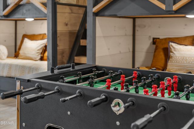 351 Rambling Creek Way, Sevierville, TN 37862