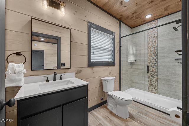 351 Rambling Creek Way, Sevierville, TN 37862