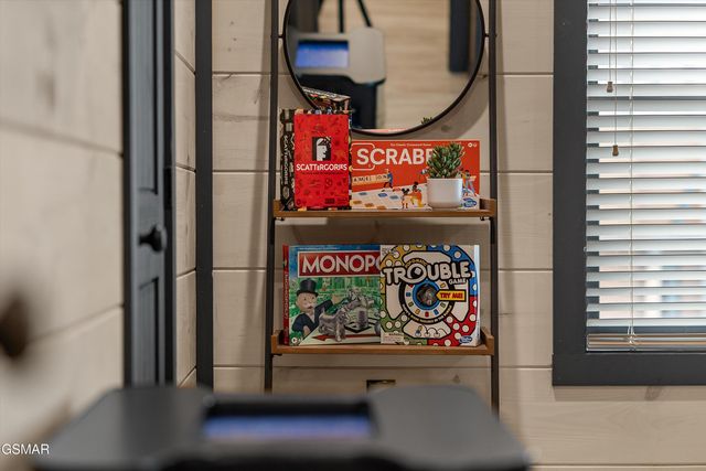 351 Rambling Creek Way, Sevierville, TN 37862