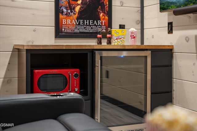 351 Rambling Creek Way, Sevierville, TN 37862