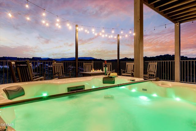 351 Rambling Creek Way, Sevierville, TN 37862