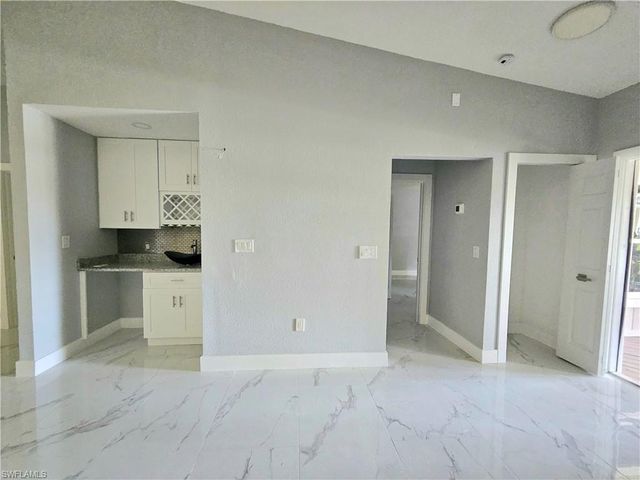 17760 Park Village CIR, Fort Myers, FL 33908
