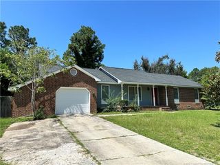 2052 Windlock Drive, Fayetteville, NC 28304
