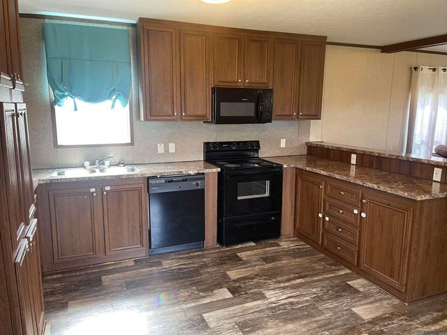 38731 Bayou Pigeon Rd, Plaquemine, LA 70764