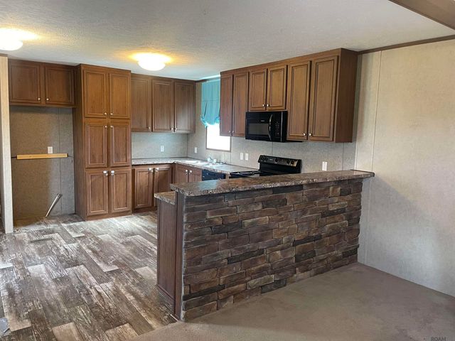 38731 Bayou Pigeon Rd, Plaquemine, LA 70764