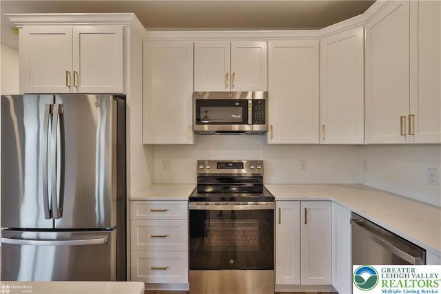 448 Long Lane Road, Lehigh Twp, PA 18088