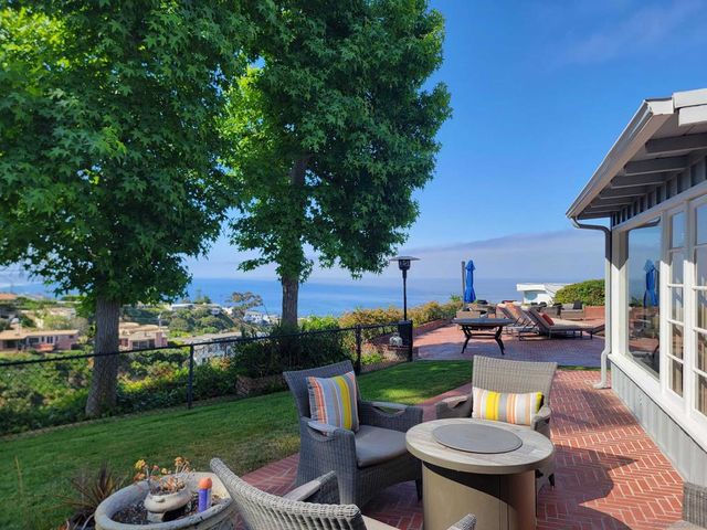 6131 Terryhill Drive, La Jolla, CA 92037