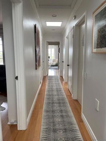 6131 Terryhill Drive, La Jolla, CA 92037