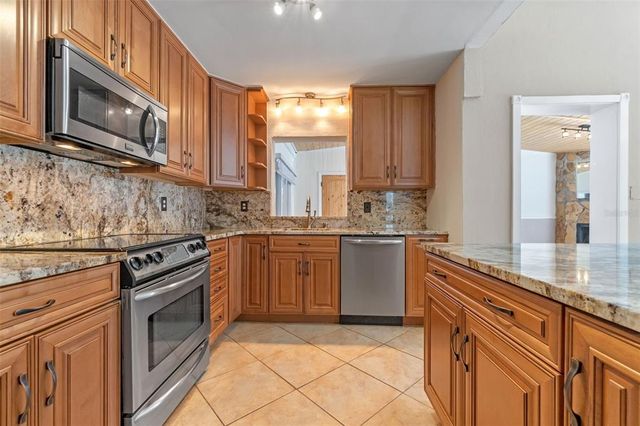 1615 E HARDING STREET, Orlando, FL 32806