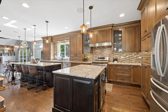 25543 W Gateway Circle, Plainfield, IL 60585