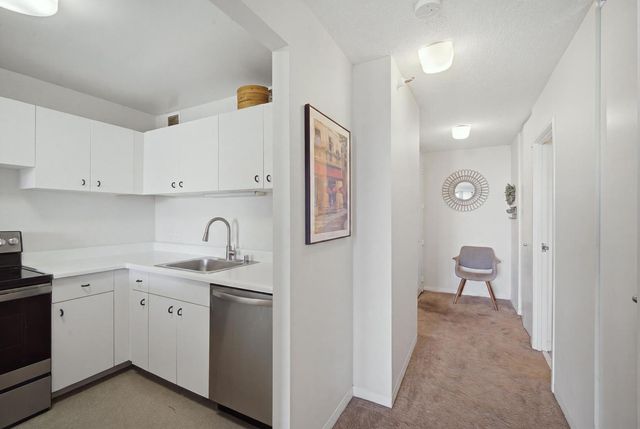 3660 N LAKE SHORE Drive 1506, Chicago, IL 60613