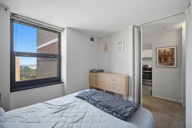 3660 N LAKE SHORE Drive 1506, Chicago, IL 60613