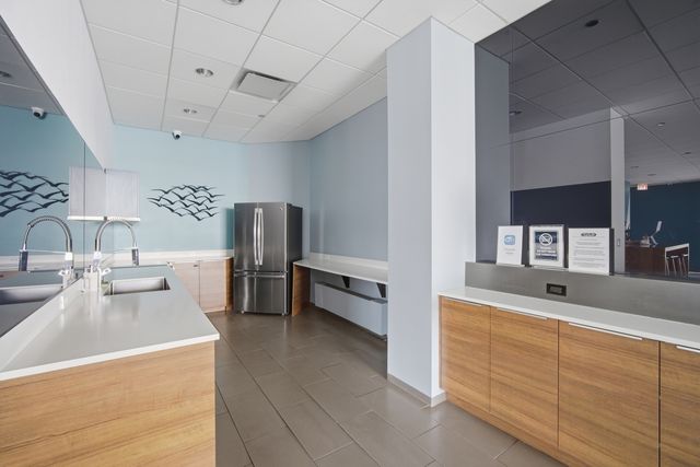 3660 N LAKE SHORE Drive 1506, Chicago, IL 60613