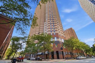 3660 N LAKE SHORE Drive 1506, Chicago, IL 60613