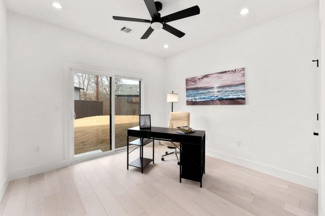 1500 Sylvan Glade 1A, Austin, TX 78745