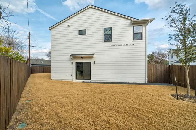 1500 Sylvan Glade 1A, Austin, TX 78745