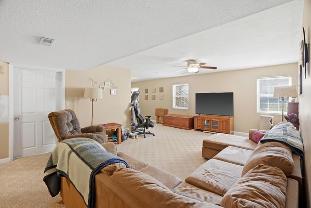 3806 GRANT LN, Columbia, MO 65203