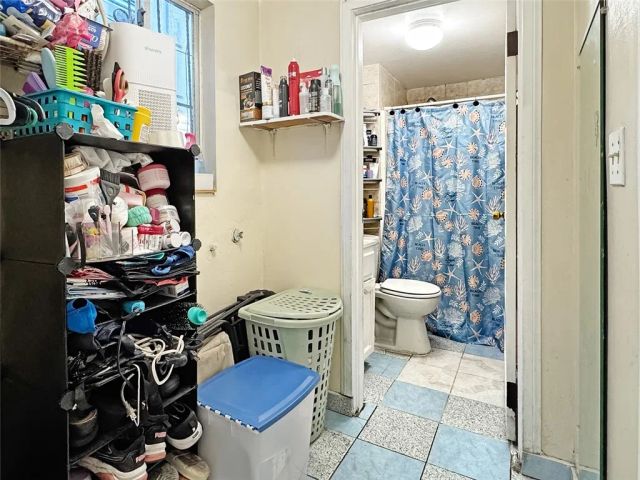 348 W Vernon Avenue, Los Angeles, CA 90037